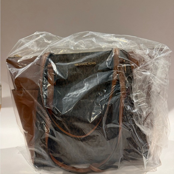 NWT - Michael Kors Signature Brown and Tan Tote - Picture 5 of 10